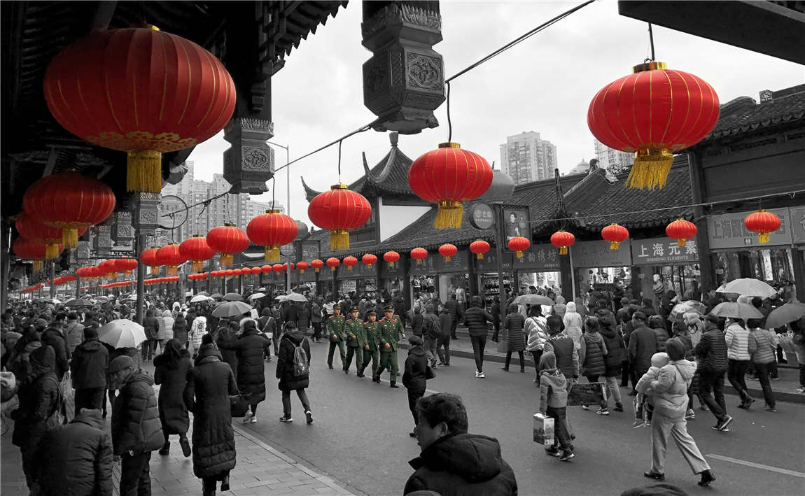 J《万红丛中一点绿》.jpg