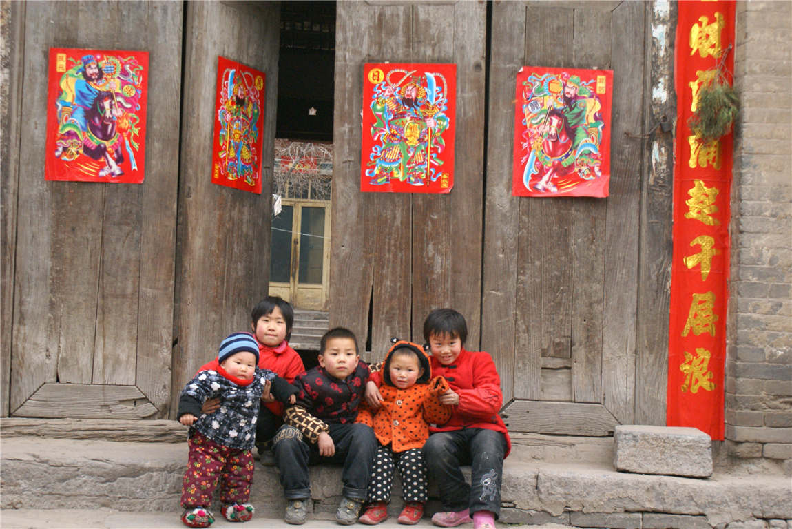 M《门神和孩童们》.jpg